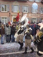 mini-Umzug B`bach 2010 (Therwil) 030.jpg