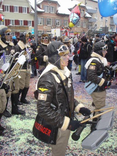 mini-Umzug B`bach 2010 (Therwil) 035.jpg